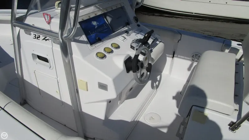 Slide: The Image of Donzi 32 ZF 2003 - 8