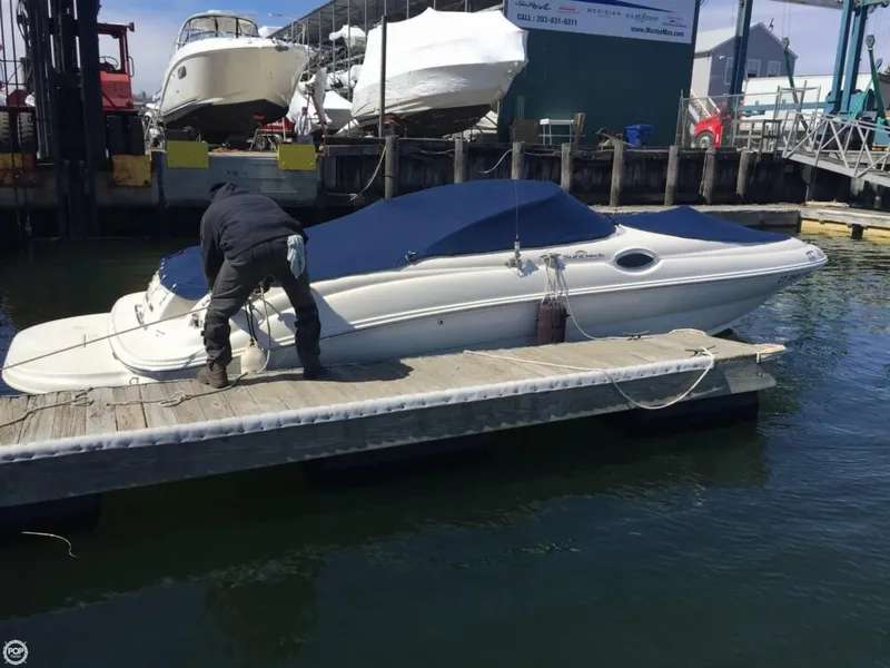 Slide: The Image of Sea Ray 240 Sundeck 2008 - 11