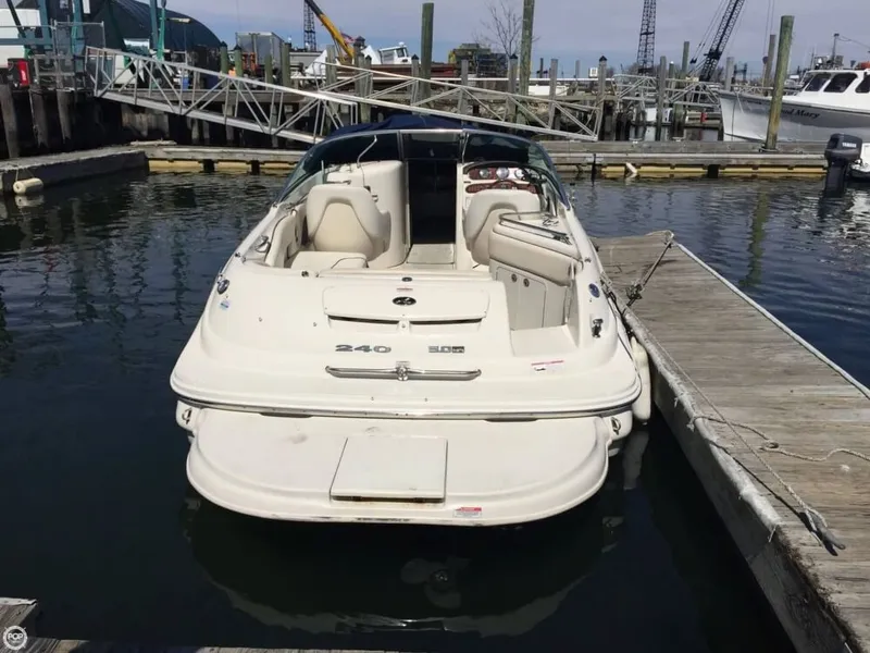 Slide: The Image of Sea Ray 240 Sundeck 2008 - 4