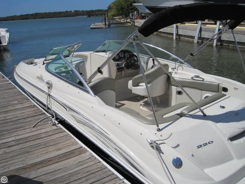 Slide: The Image of Sea Ray 220 Sundeck 2006 - 2