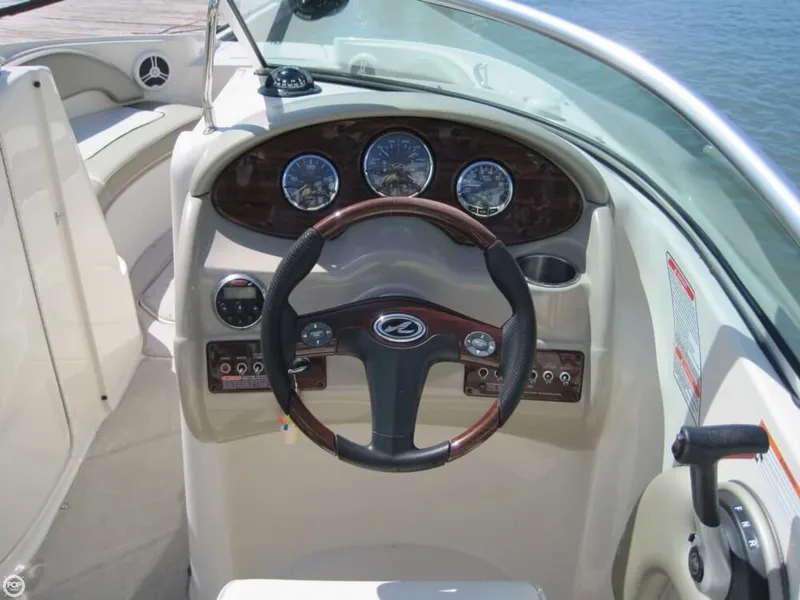 Slide: The Image of Sea Ray 220 Sundeck 2006 - 5