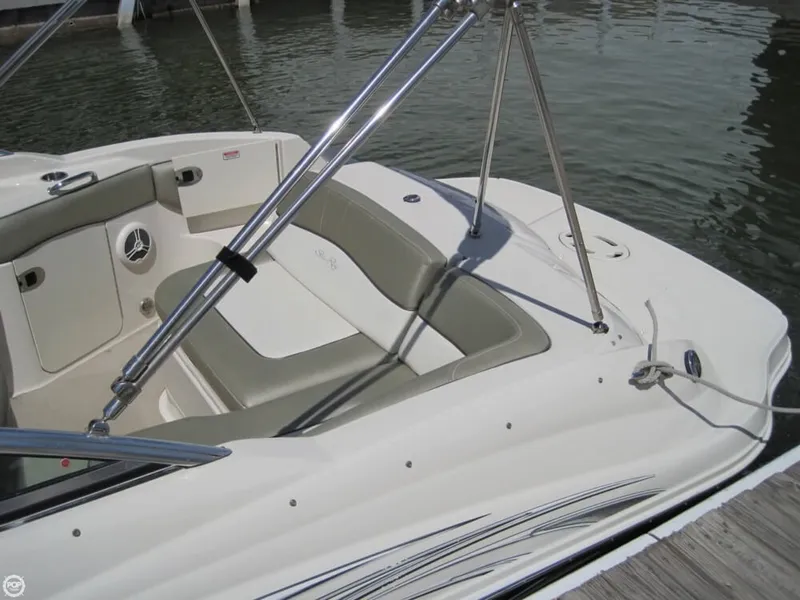 Slide: The Image of Sea Ray 220 Sundeck 2006 - 7