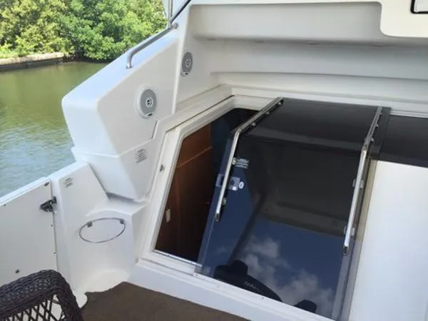 Slide: The Image of Silverton 372 Motor Yacht 1998 - 7