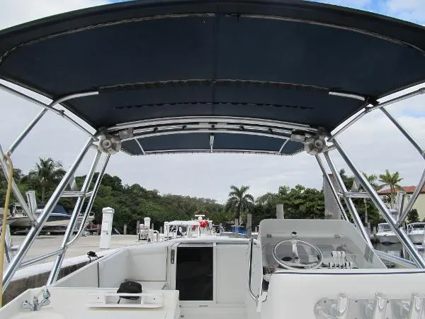 Slide: The Image of Contender Side Console 2000 - 8