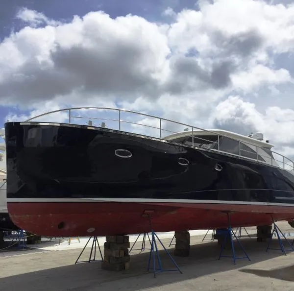 Slide: The Image of Van der Heijden 52 Commuter Deluxe 2014 - 1