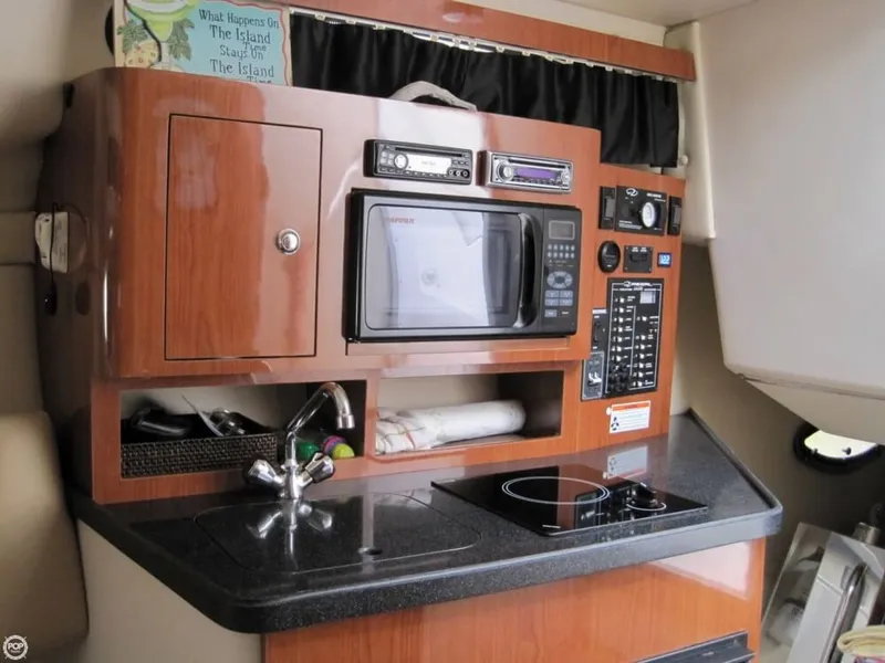 Slide: The Image of Regal 2565 Window Express 2007 - 11