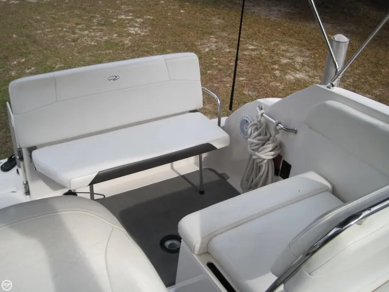 Slide: The Image of Regal 2565 Window Express 2007 - 8