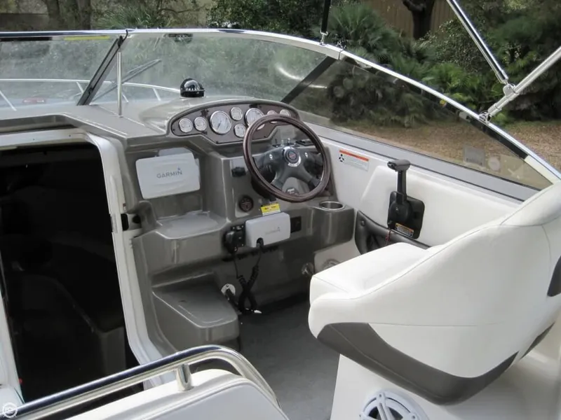 Slide: The Image of Regal 2565 Window Express 2007 - 9