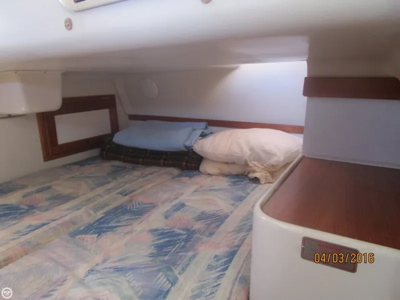 Slide: The Image of Catalina 320 1994 - 2