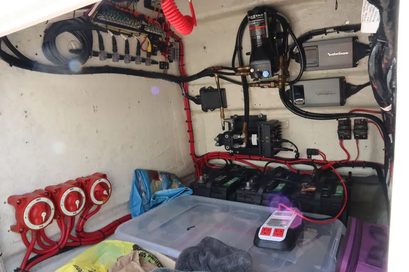 Slide: The Image of Electrical system of a 2002 Intrepid 289 Open boat. - 23