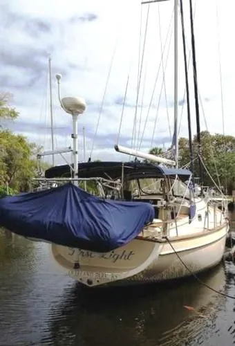 Slide: The Image of Island Packet 350 2001 - 2