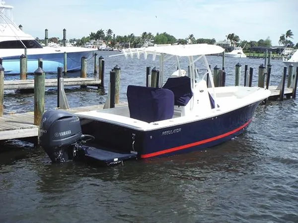 Slide: The Image of Regulator Marine 23 Center Console 2015 - 0