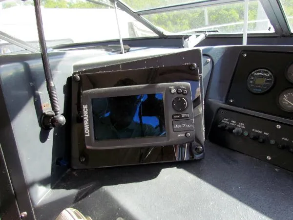 Slide: The Image of Sea Ray 420 Sundancer 1990 - 11