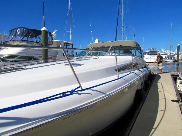 Slide: The Image of Sea Ray 420 Sundancer 1990 - 2