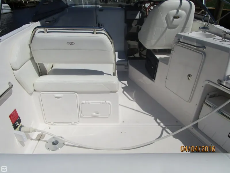 Slide: The Image of Regal 2565 Window Express 2011 - 6