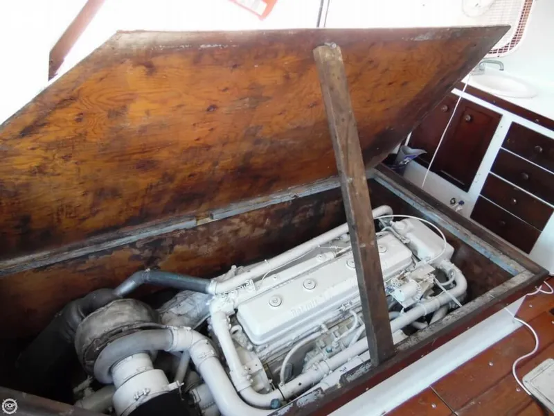 Slide: The Image of Key West Yachts 39 1983 - 8