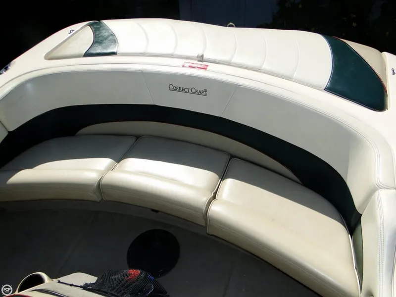 Slide: The Image of Correct Craft Sport Nautique 21 1998 - 10