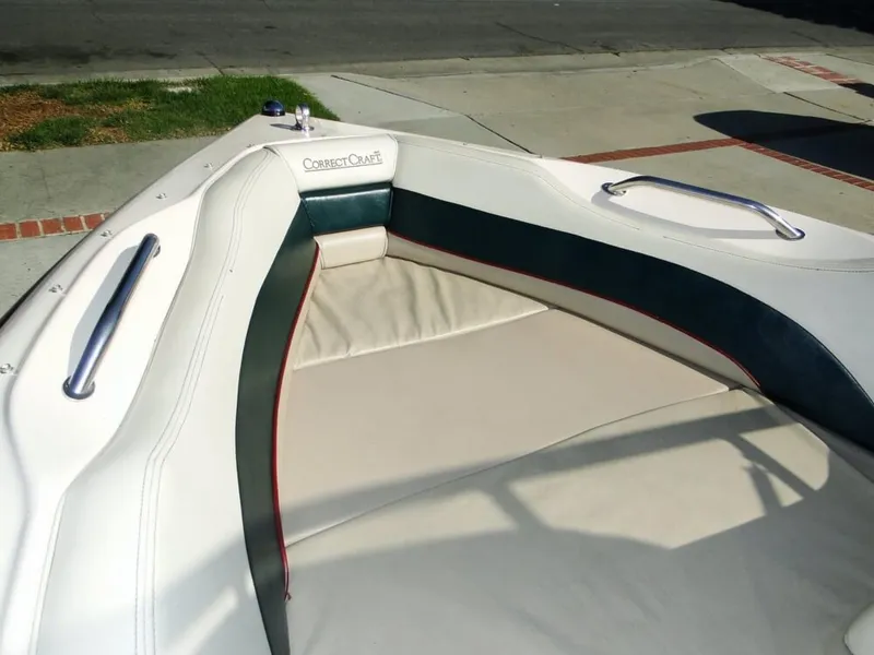 Slide: The Image of Correct Craft Sport Nautique 21 1998 - 5