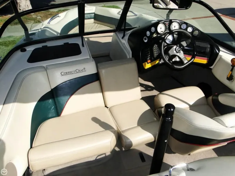 Slide: The Image of Correct Craft Sport Nautique 21 1998 - 6