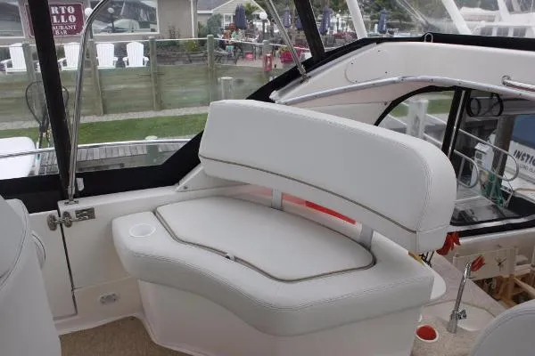 Slide: The Image of Silverton 39 Motor Yacht 2005 - 11