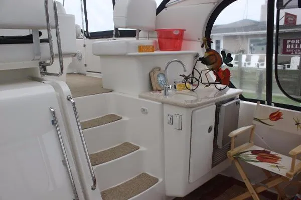 Slide: The Image of Silverton 39 Motor Yacht 2005 - 5