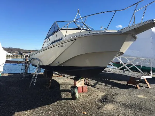 Slide: The Image of Boston Whaler 27 full cabin 1989 - 1