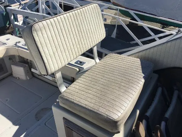 Slide: The Image of Boston Whaler 27 full cabin 1989 - 11