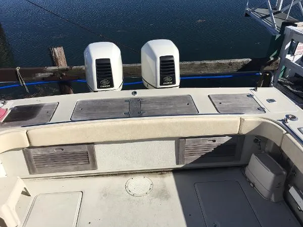 Slide: The Image of Boston Whaler 27 full cabin 1989 - 8