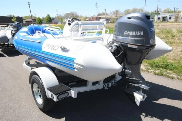 Slide: The Image of Zodiac Bayrunner Pro 500 PVC F70 In Stock 2018 - 8