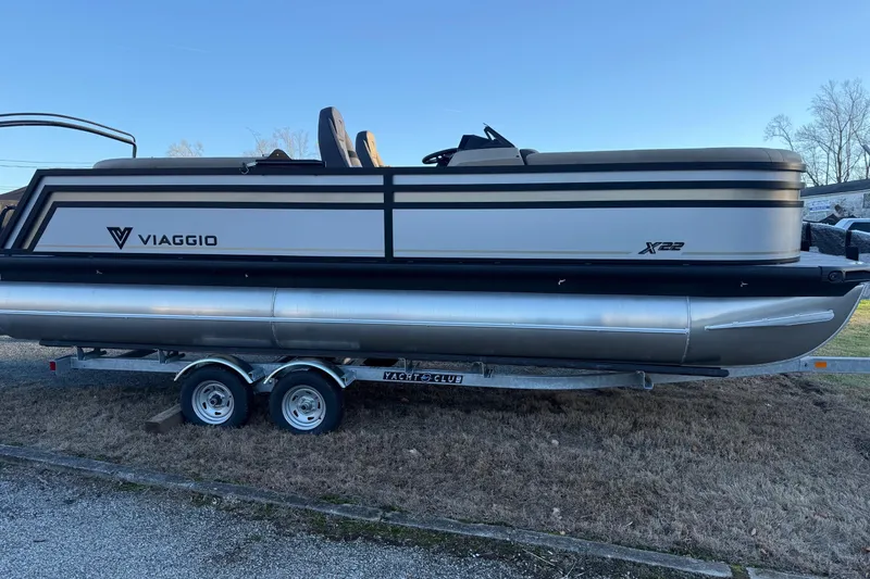 The Image of 2026 Viaggio x22u pontoon boat on trailer, side view. - 1
