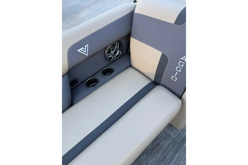 Slide: The Image of 2026 Viaggio x22u boat seat with cup holders and speaker, featuring modern design. - 9