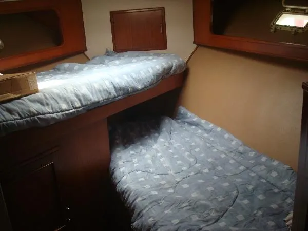 Slide: The Image of Jefferson Cockpit Motoryacht 1986 - 11