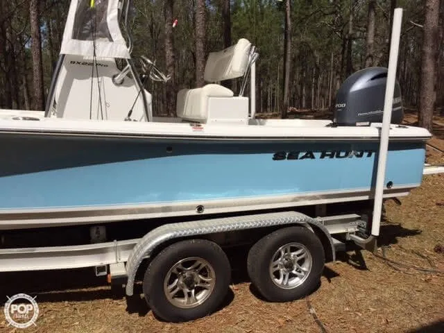 Slide: The Image of Sea Hunt 22 BX Pro 2015 - 3