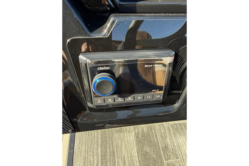 Slide: The Image of Clarion audio system in 2026 Viaggio X22Q with Bluetooth connectivity. - 10