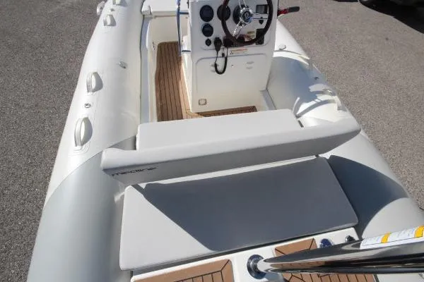 Slide: The Image of Zodiac Medline 540 NEO 2014 - 8