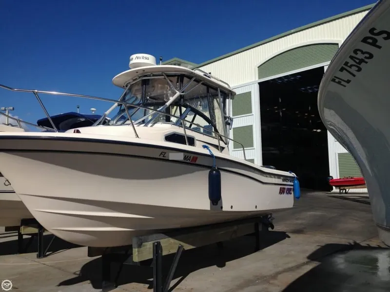 Slide: The Image of Grady-White 228 Seafarer 1999 - 1