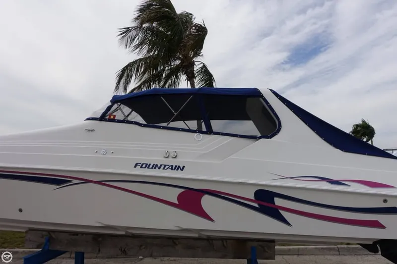 Slide: The Image of Fountain 38 Sport Cruiser 1997 - 8