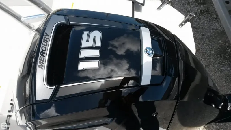 Slide: The Image of Bayliner Element XL 2015 - 7