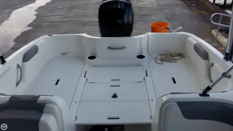 Slide: The Image of Bayliner Element XL 2015 - 9