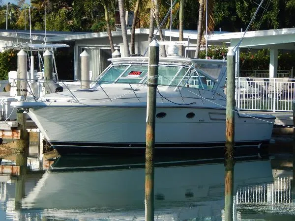 Slide: The Image of Tiara 37 Open 1997 - 1