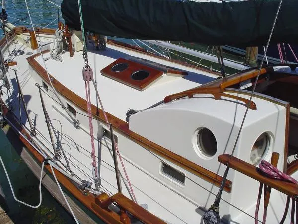 Slide: The Image of Van Dam 32 Cold Molded Custom Gaff-Rigged Ketch 1984 - 10