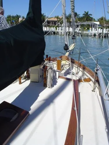 Slide: The Image of Van Dam 32 Cold Molded Custom Gaff-Rigged Ketch 1984 - 11