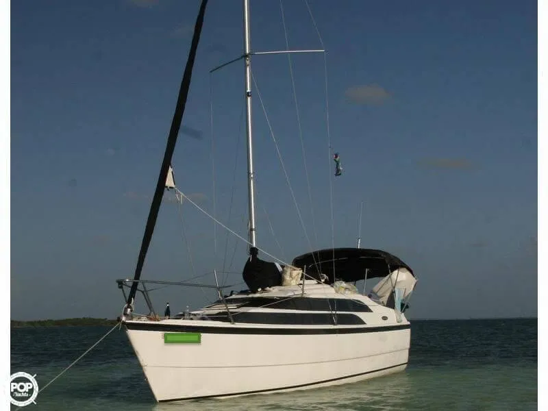 Slide: The Image of Macgregor 26M 2005 - 6