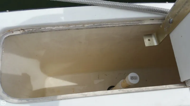 Slide: The Image of Henriques 28 Express Fisherman 1995 - 10