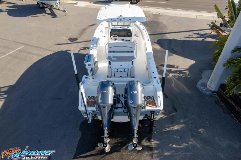 Slide: The Image of 2021 Sea Hunt Ultra 265 SE boat with dual 150 horsepower engines, viewed from above. - 41