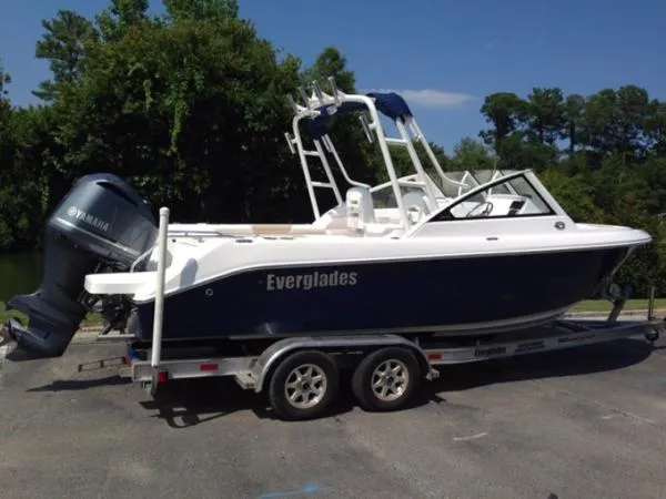 Slide: The Image of Everglades 230 Dual Console 2014 - 1