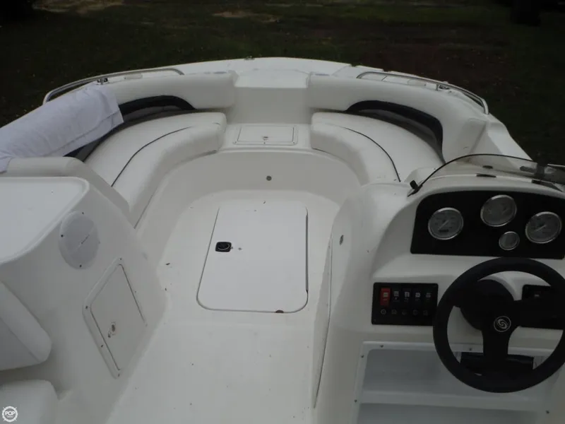 Slide: The Image of Hurricane Sun Deck Sport SS 188 2012 - 2