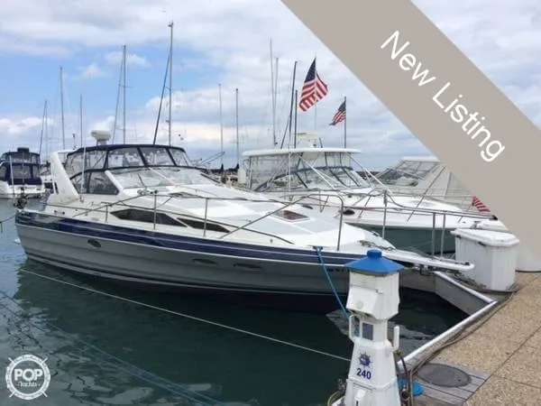 Slide: The Image of Bayliner 3255 Avanti 1989 - 3