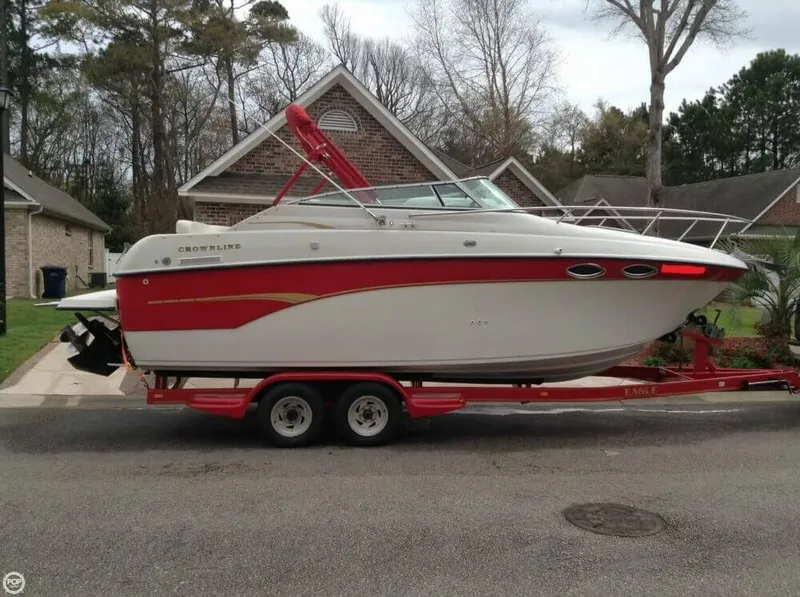 Slide: The Image of Crownline Boats 242 cr 1999 - 3