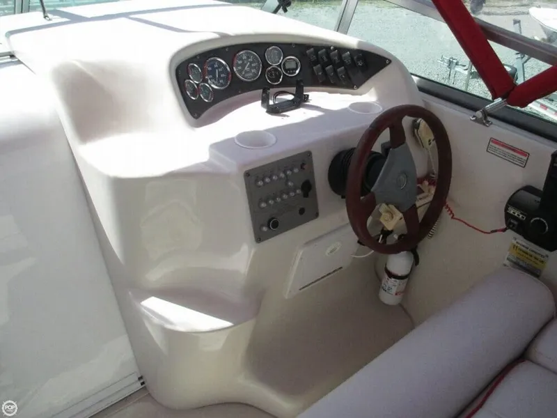Slide: The Image of Crownline Boats 242 cr 1999 - 4